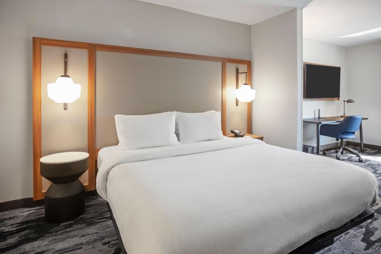Fairfield Inn & Suites Ранчо Кордова Екстериор снимка