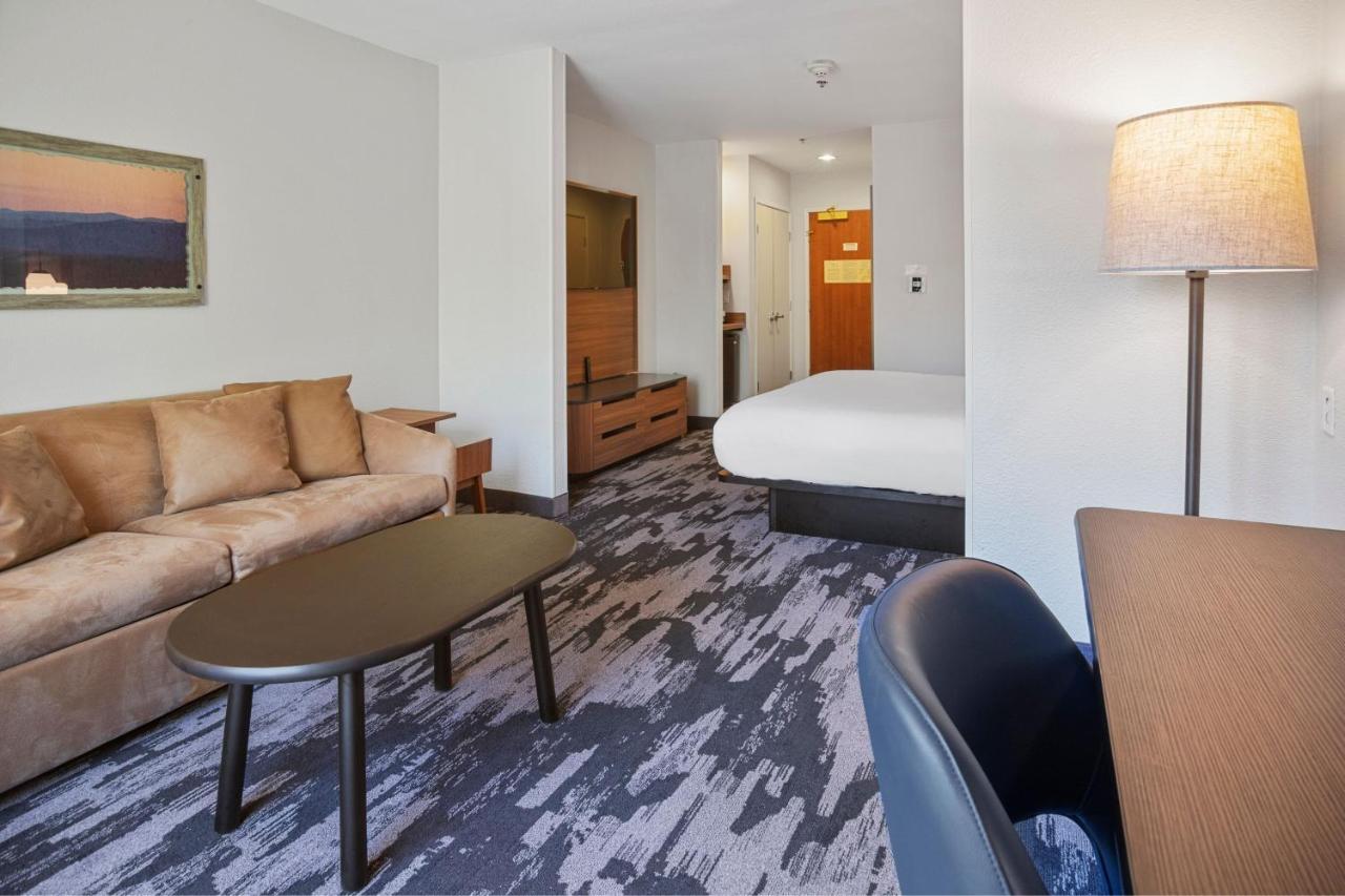 Fairfield Inn & Suites Ранчо Кордова Екстериор снимка